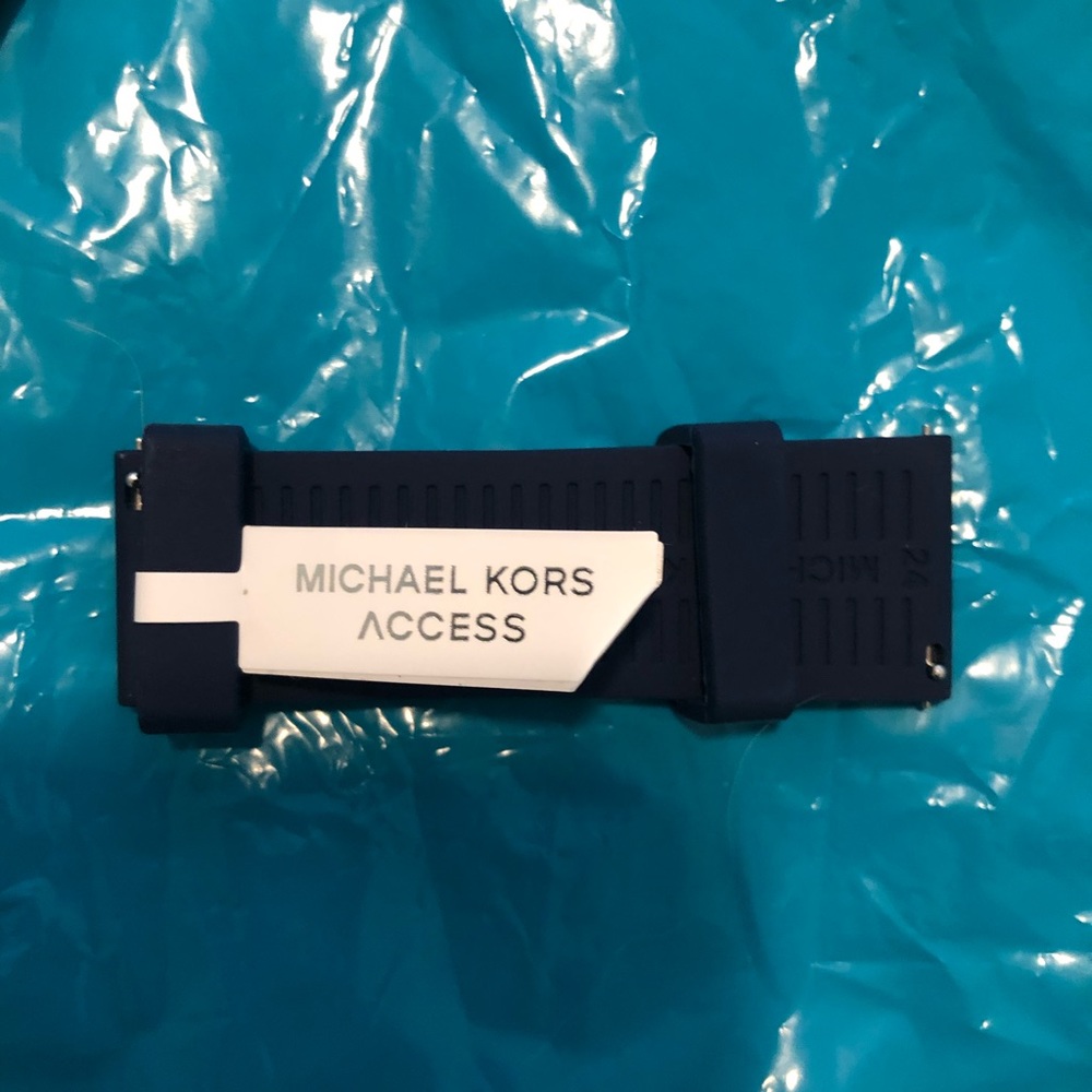 Michael Kors watch band - Picture 2 of 8